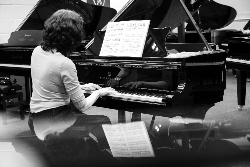 Why these piano brands are trusted by musicians worldwide?